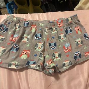 Gray Owl Print Shorts